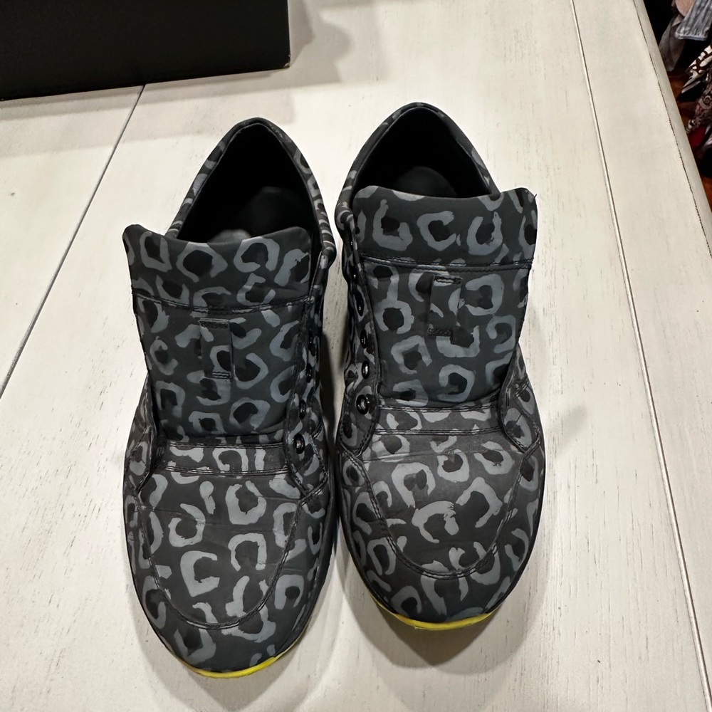 Gucci sneakers